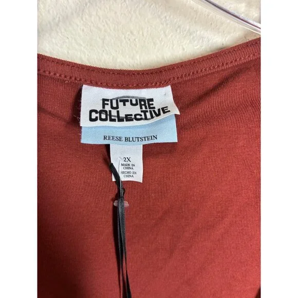 NWT Future Collective Long Sleeve T-Shirt Sweetheart Rust Brown Size 2XL - Picture 3 of 5